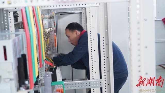 [湖南日报]活下来，强起来——湖南中良电气有限公司的涅槃之路