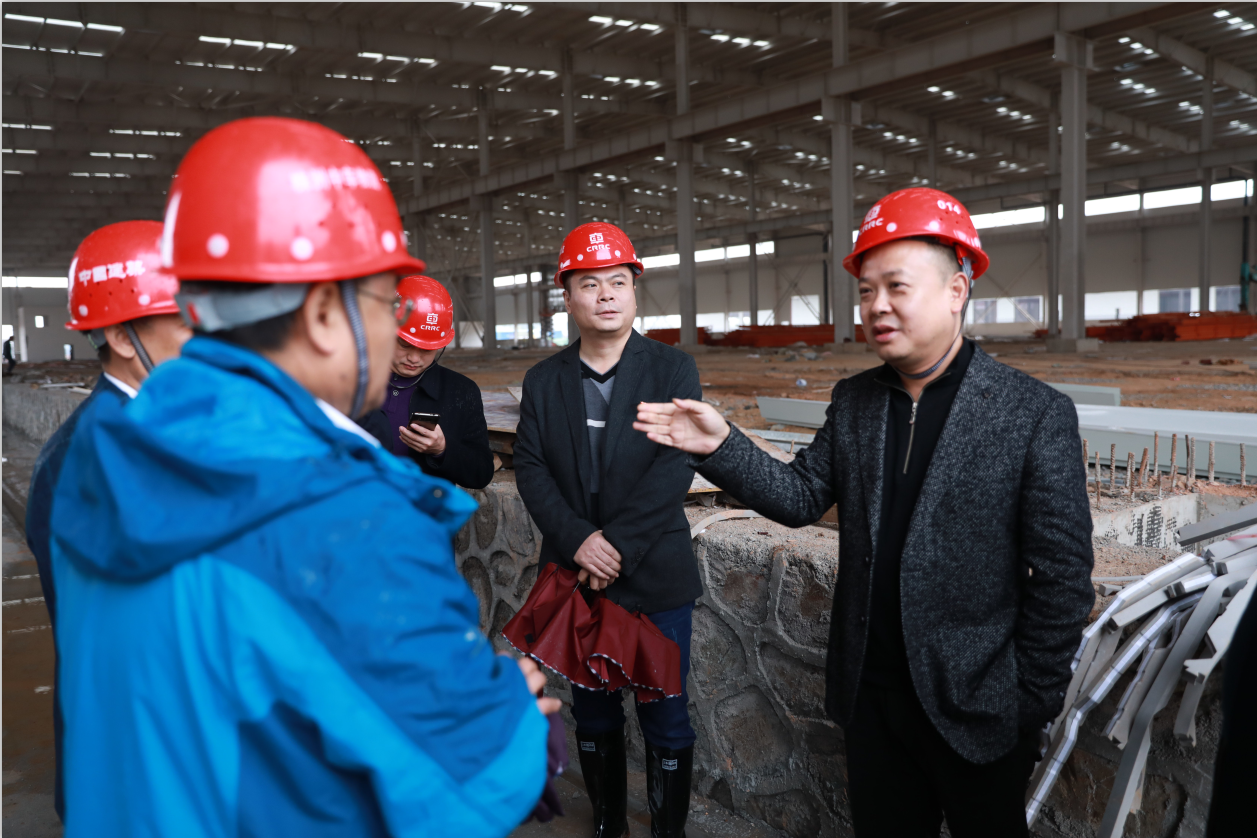 主动服务现场办公 推进企业帮扶工作