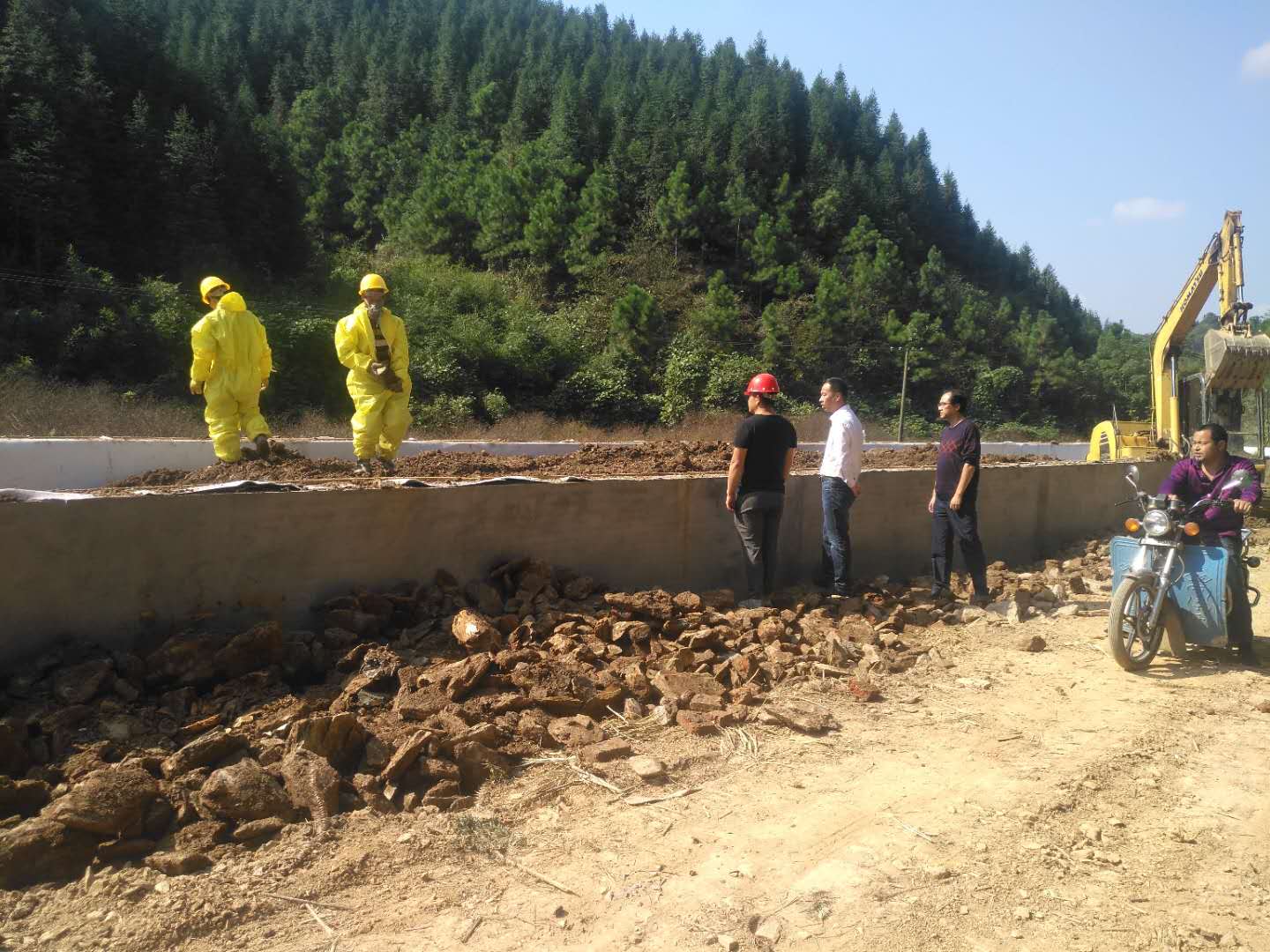 ​副县长刘行国现场督导朱亭砷污染管控项目