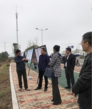 市统计局局长兰军、市国资委副主任欧阳光 一行莅临清水塘视察新城建设情况