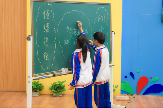 株洲市第一期情绪管理种子课程交流会在栗雨小学举行