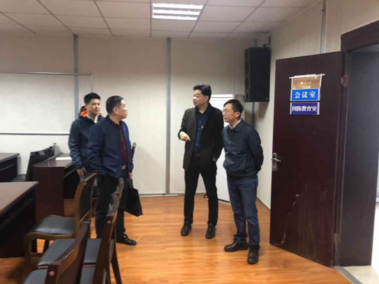 区人大主任肖支前督查建设街道党建工作