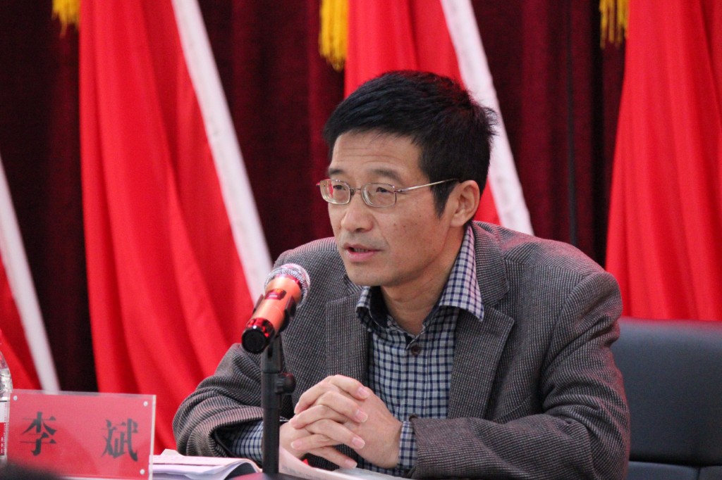 区委常委、组织部长李斌到龙泉街道讲党课