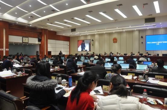 市国资委向市十五届人大常委会报告国资“家底”
