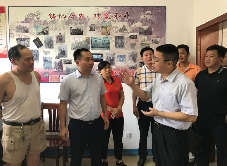 群众事，无小事 --《株洲晚报》整版报道全市信访工作