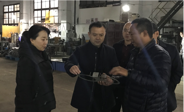 邬凌云：我是荷塘区的1号企业服务专员