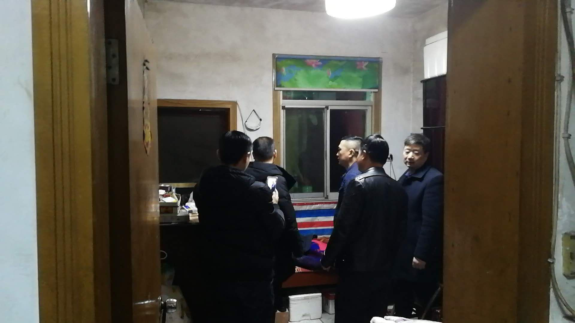 市救助站到庆云街道进社区开展结对帮扶  为困难党员、群众送温暖