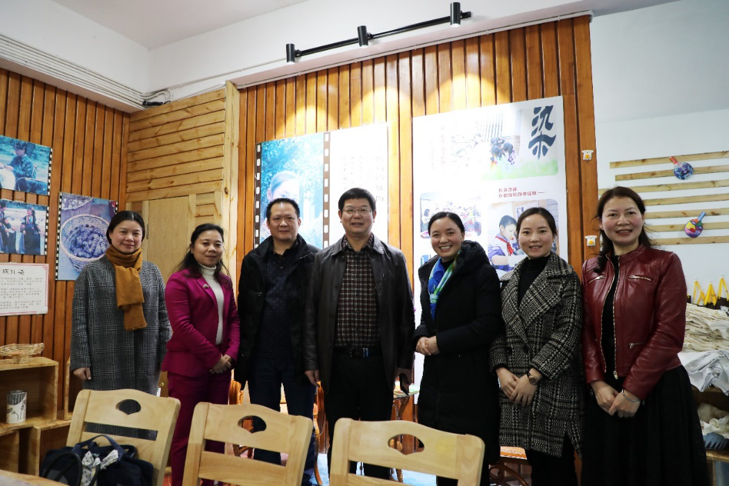 与生同乐，做学生素养提升的见证者 ——银海学校举办“庆元旦 迎新年”艺术展演系列活动
