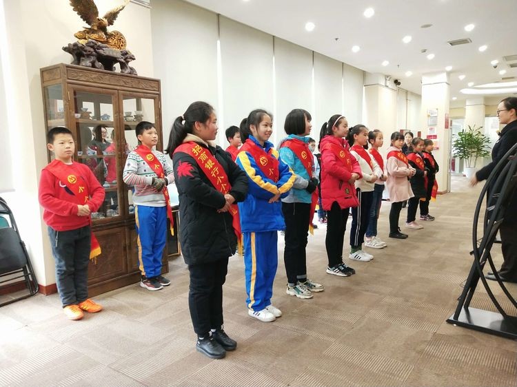 泰山学校与招商银行株洲分行联合举办金融知识服务体验实践活动