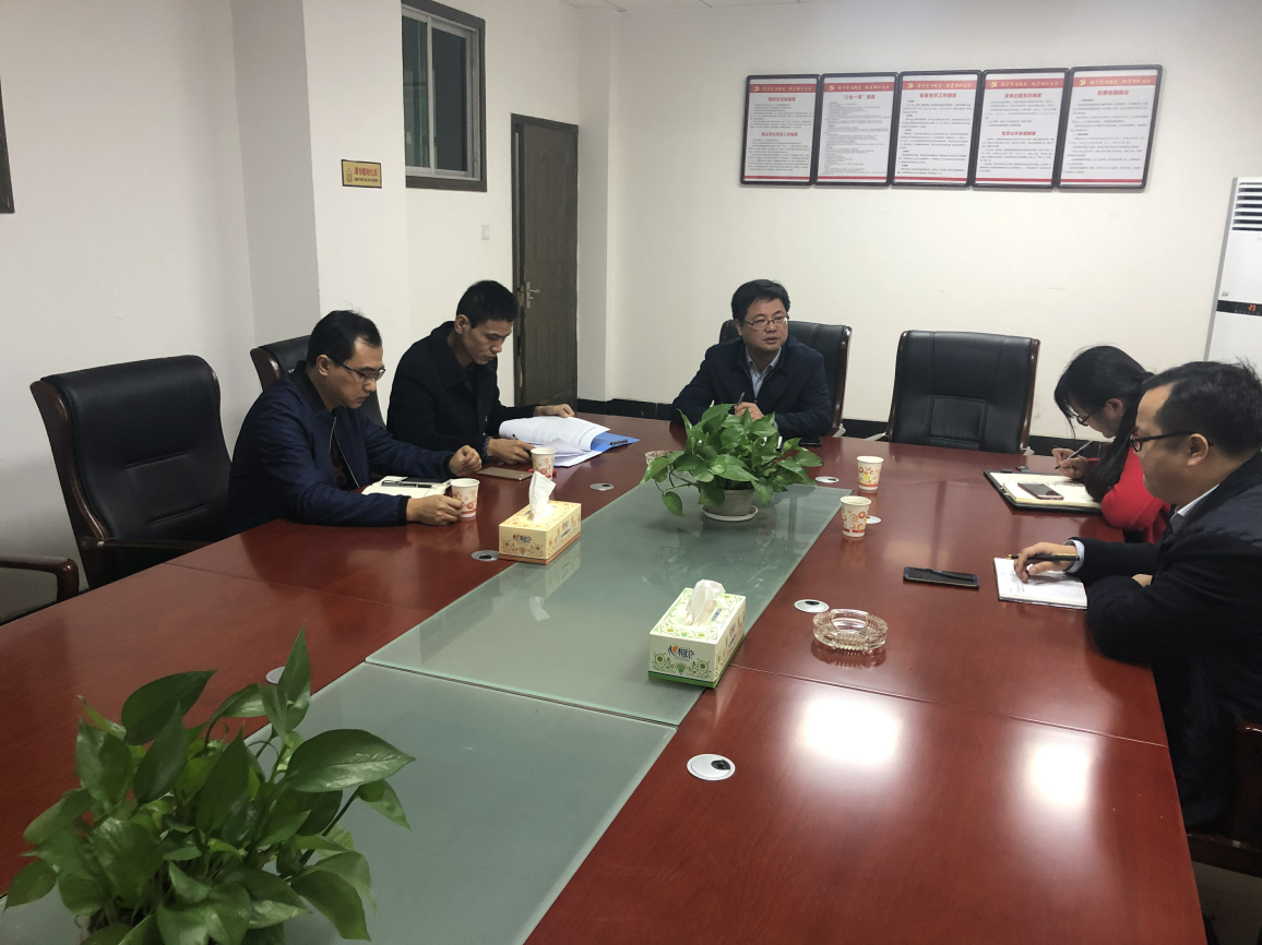 株洲县环保局积极开展"国家宪法日"宣传活动