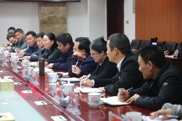 康月林调研县人大、县政府、县政协工作