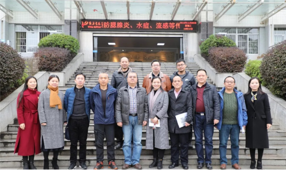 银海学校迎接湖南省教育信息化创新应用示范校中期评估实地考察
