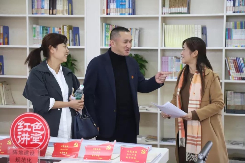 凝心聚力迎验收 “五化”建设促发展