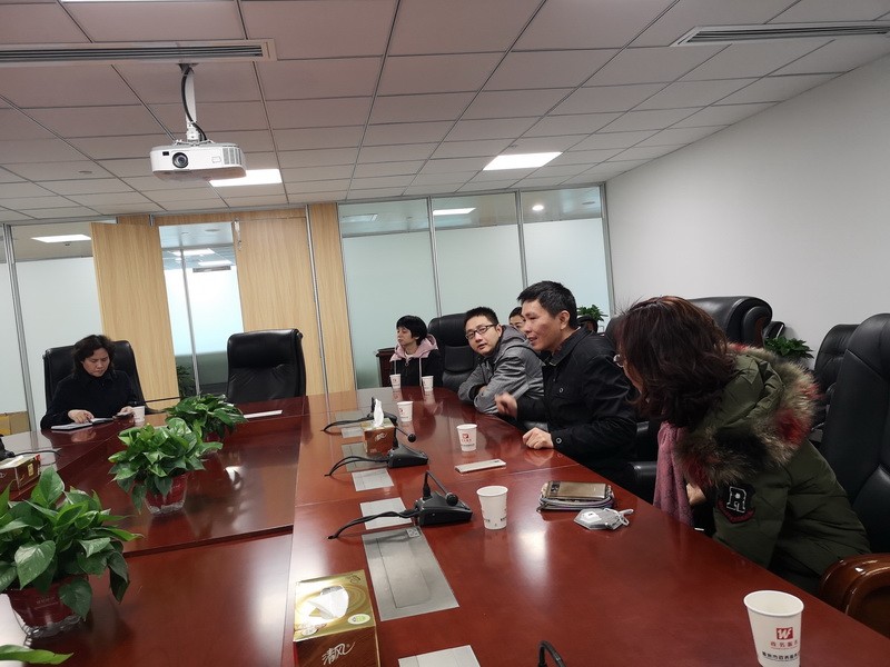 局党组深入市民中心开展窗口调研活动