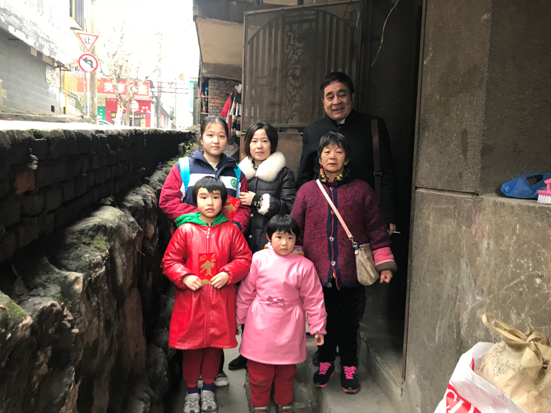 “两代表一委员”走在前列，迎春走访暖人心