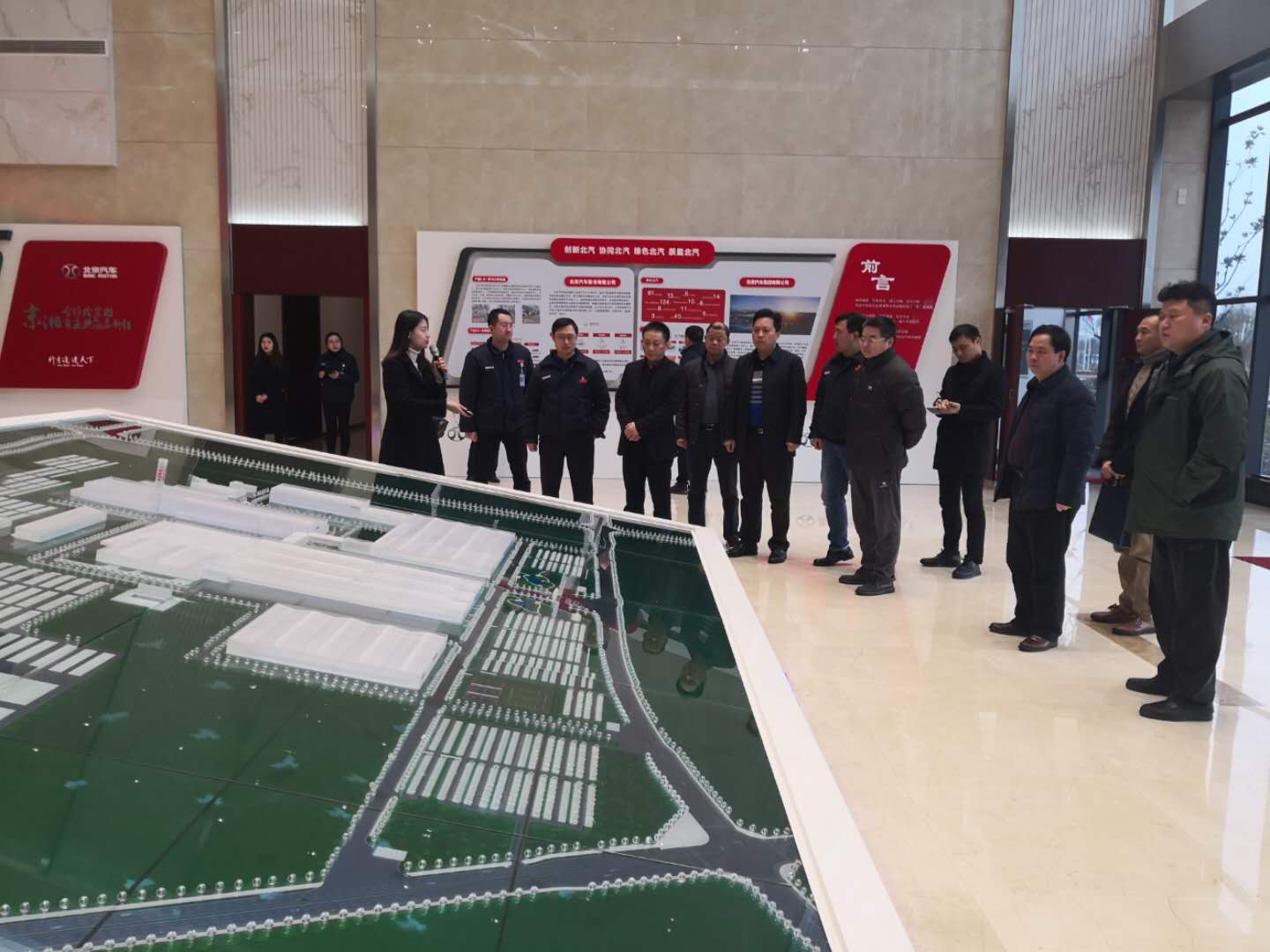 省应急厅龚伟兵福巡视员在市政府周南洋副秘书长、市局刘永局长陪同下来我区调研考察安全生产工作