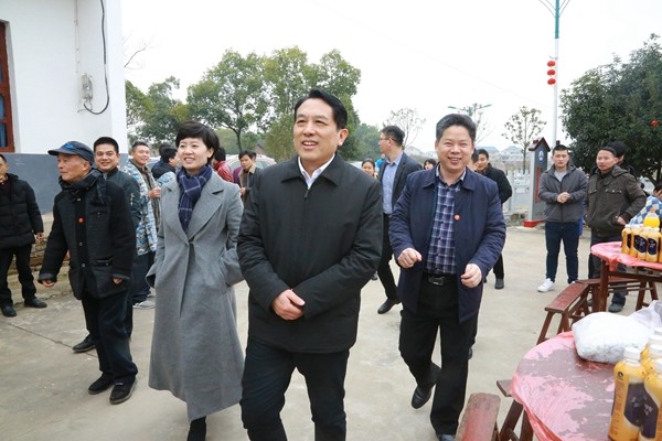 康月林：深入挖掘培育乡贤文化 努力探索新时代文明实践中心的“攸县特色”