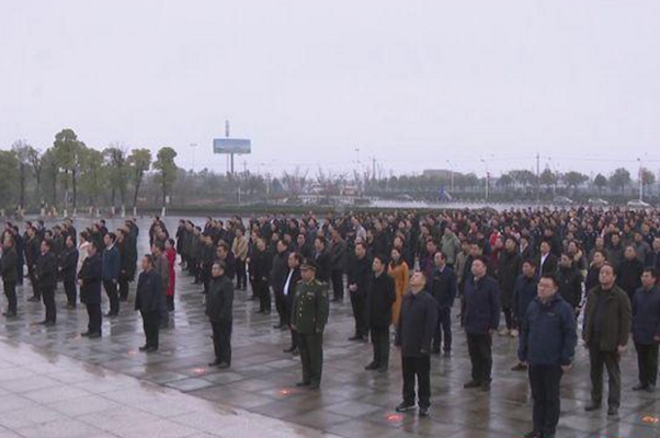 节后上班第一天:攸县举行升国旗仪式