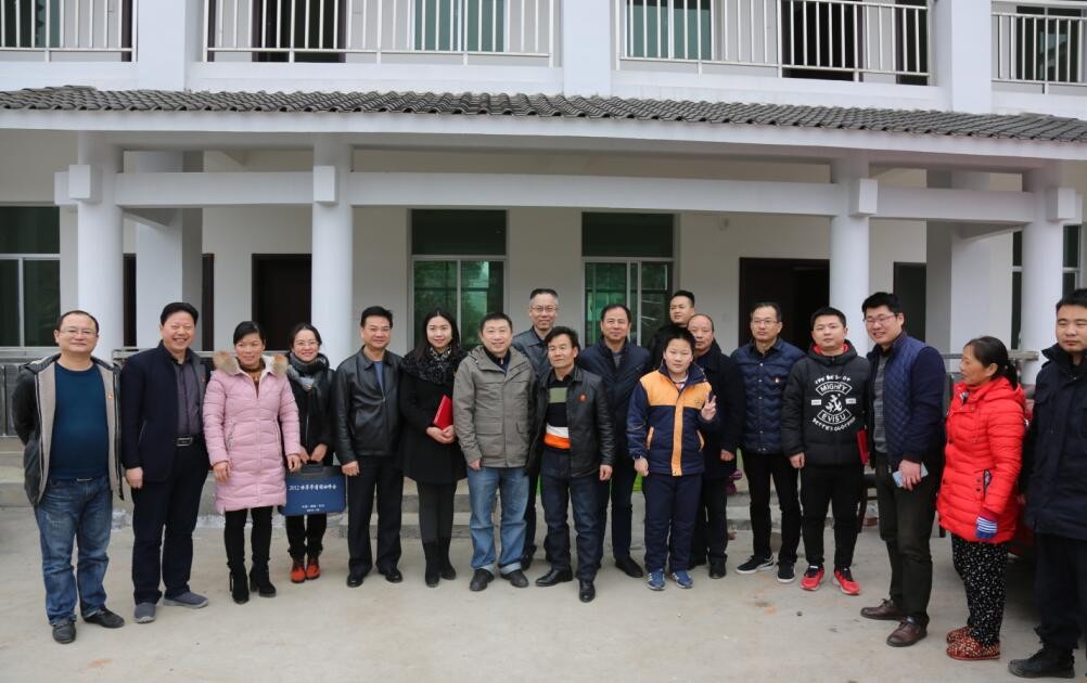 天元区工商联（总商会）开展“爱心年货送温暖”活动