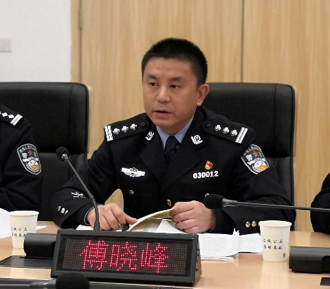 刘光跃同志一行来市民中心公安专区专题调研座谈