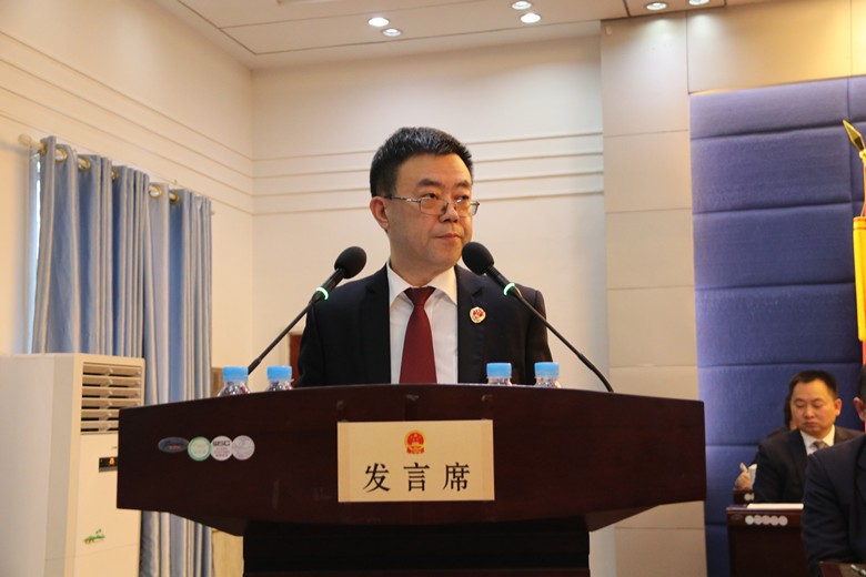 荷塘区五届人大四次会议召开第二次全体会议