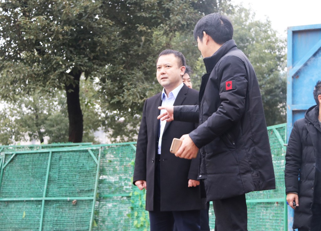 邬凌云率队开展巡河并实地调研建宁港上游水系治理工作