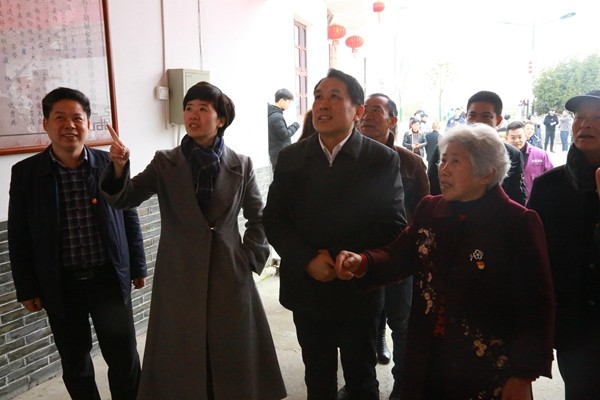 康月林：深入挖掘培育乡贤文化 努力探索新时代文明实践中心的“攸县特色”