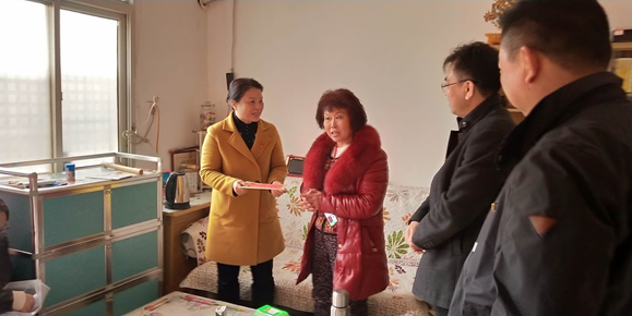 调研把实情  慰问显真情