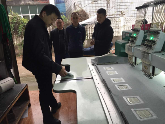 龙泉街道领导带队检查龙泉街道安全生产工作