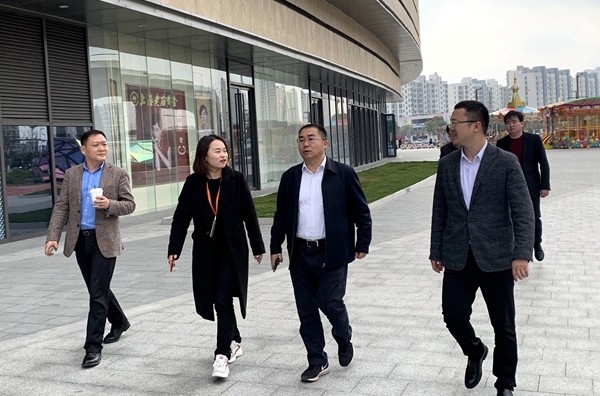 蔡周良带队赴上海考察招商