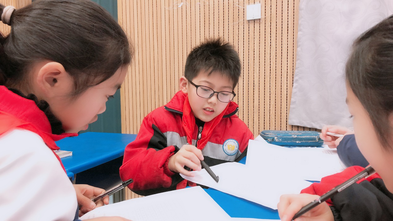 生本课堂，品教学相长之美 ——记2019年春滨江小学数学组集体教研活动