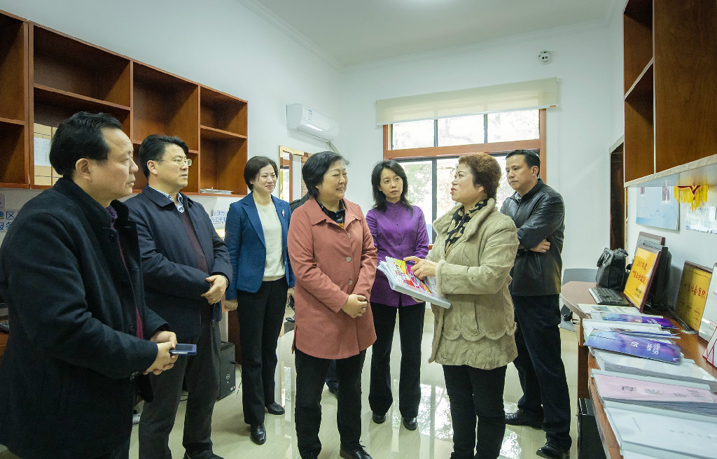 省计生协会一行来荷塘区调研计生协会工作