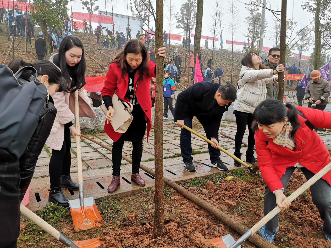 垃圾不落地,校园更美丽,天元再接力