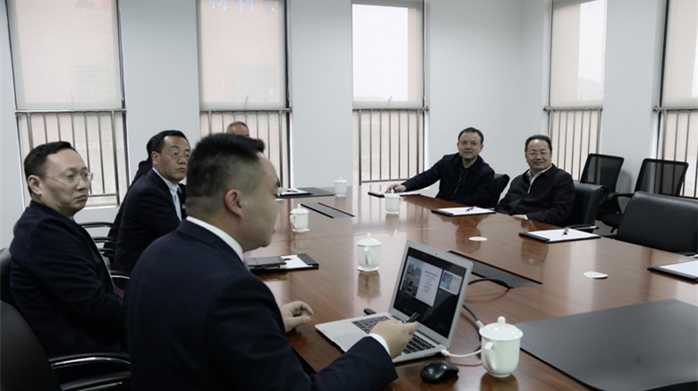 聂方红一行来荷塘区调研园区企业发展