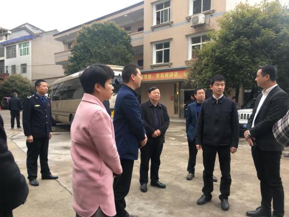 董巍市长调研环卫管理工作