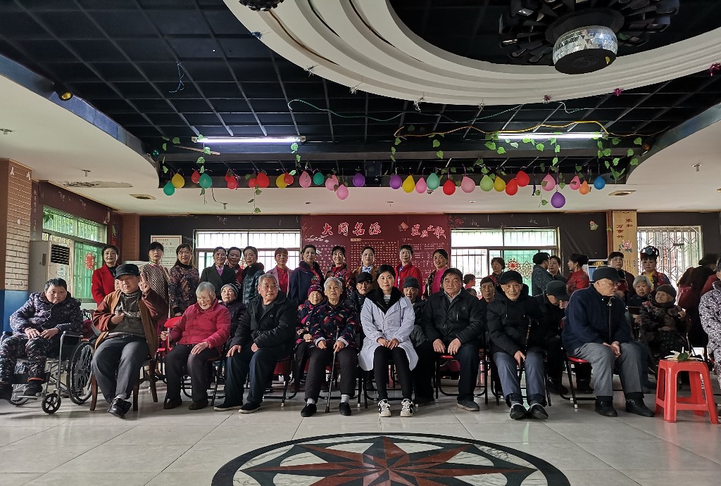 “我是雷锋家乡人  湖湘文化送春风” 芦淞区文化志愿服务活动走进星光敬老院