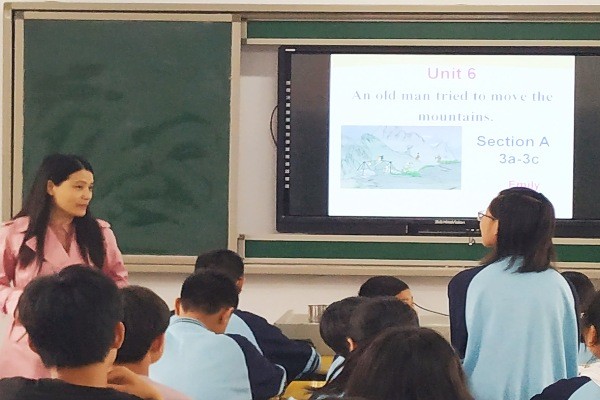 雷打石学校举办盟校交流活动