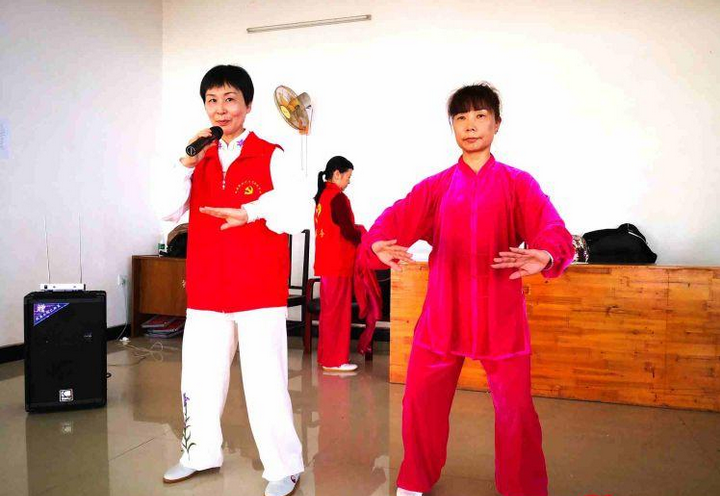 【党旗下的新时代文明实践】县文旅广体局:举办文体志愿服务健身气功培训班