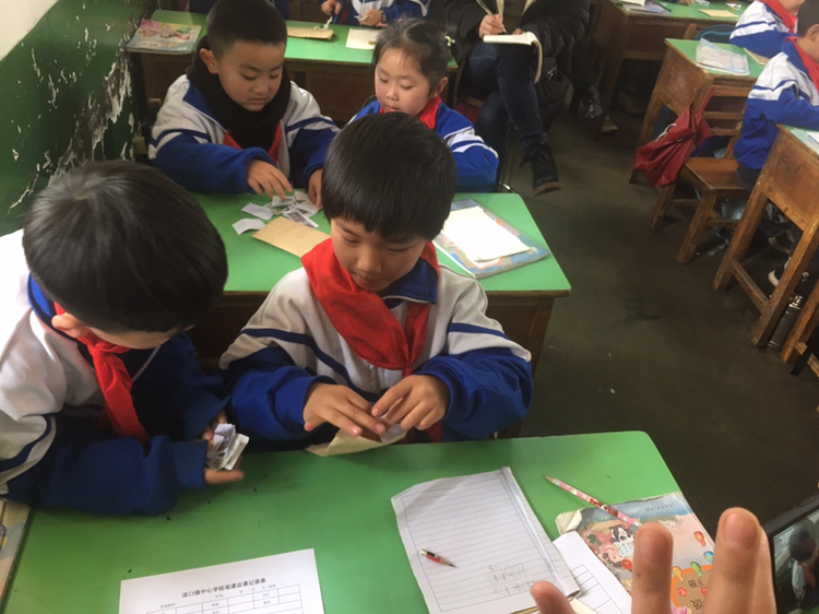 春风吹花草 童趣入课堂——记渌口镇小学数学共同体活动