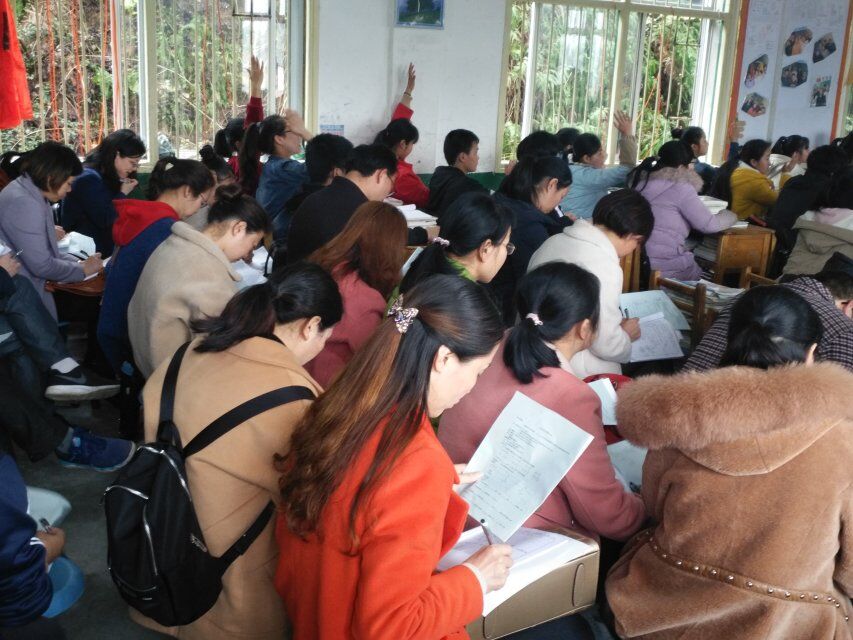 分层教学提质量 数学教研谱华章——记渌口片初中数学教研共同体活动