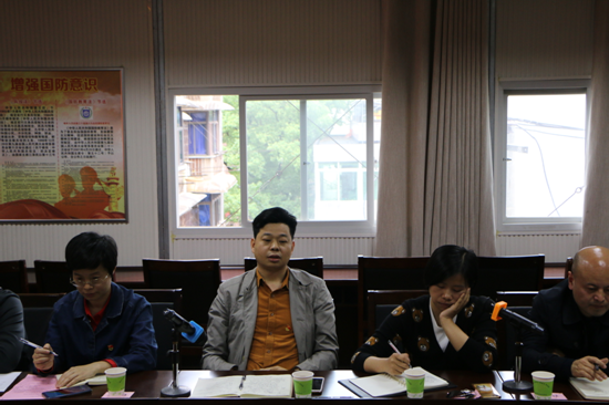 建设街道召开 党建引领 城乡统筹 “看学议”活动座谈会