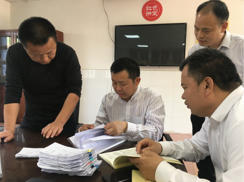 荷塘区教育局开展2019年春季扫黑除恶专项斗争督查