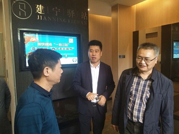 市城管局对我区新建“建宁驿站”进行现场验收