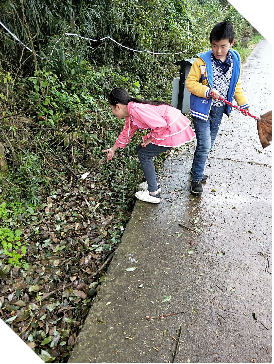 龙门镇果田小学“垃圾不落地,渌湘更美丽” 主题实践活动