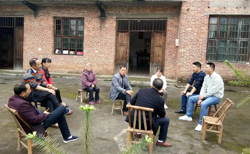 庆生同欢聚，走访暖人心