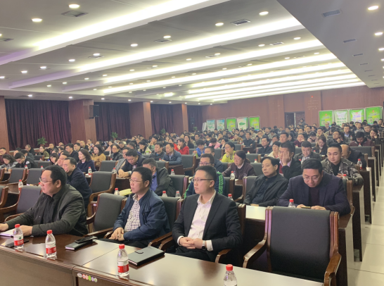 市国资委系统年度第二次集中学习昨日举行 学习主题为城市建设和产业发展