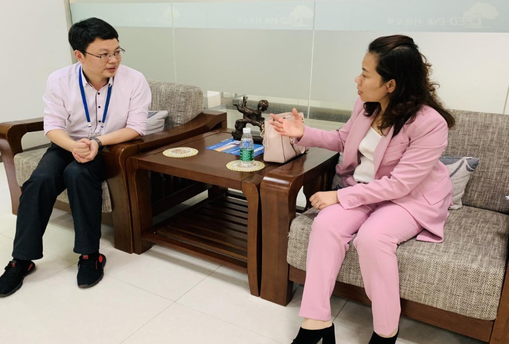 教育服务保后方，企业帮扶暖人心
