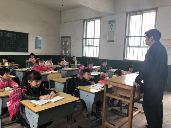 扶贫先扶智    联星街道高车头村义务教育有保障