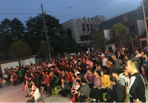 【党旗下的新时代文明实践】酒埠江镇：演艺惠民 送戏下乡