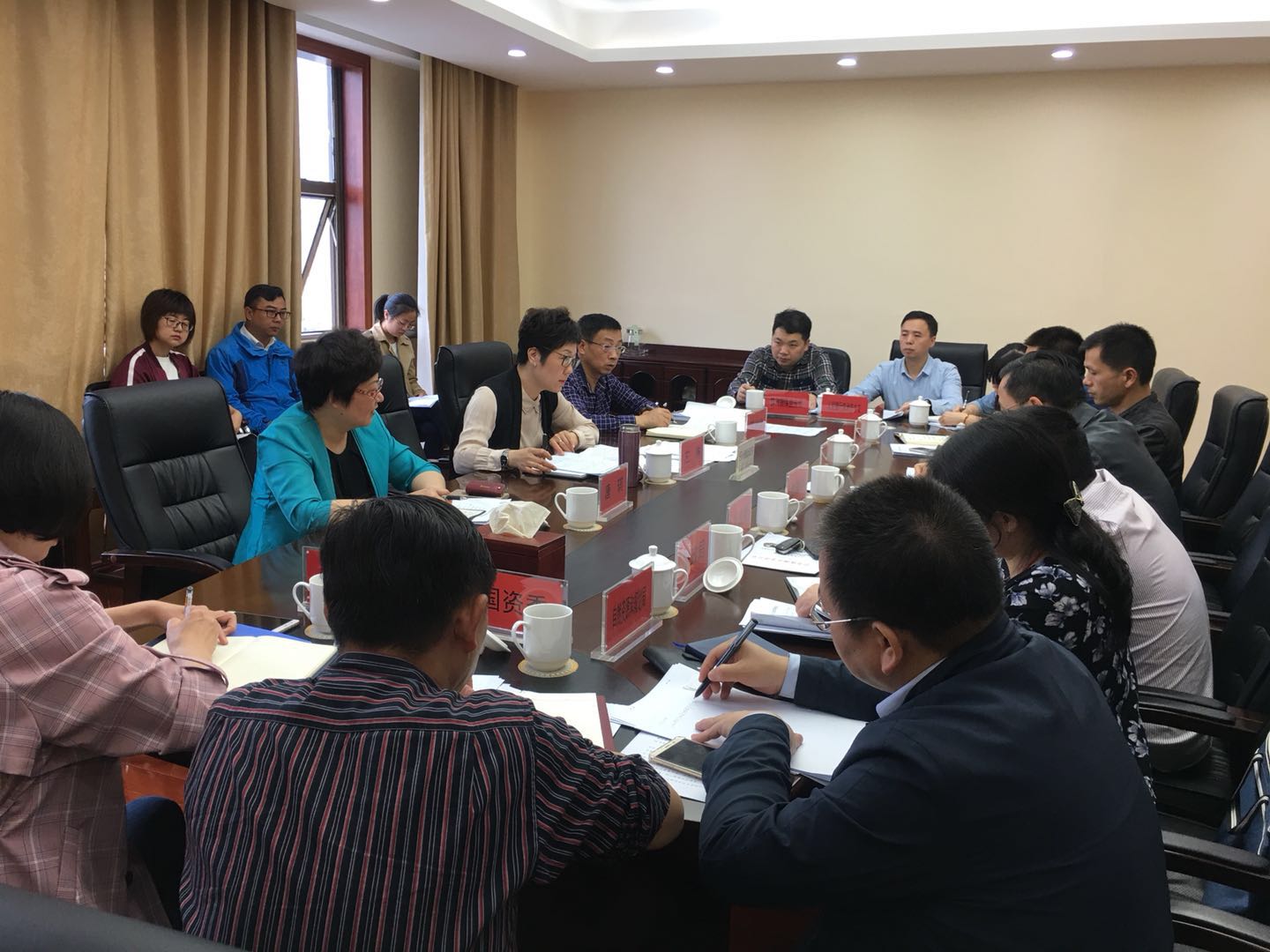 株洲市委常委、副市长左琳召开要素供给组工作推进会